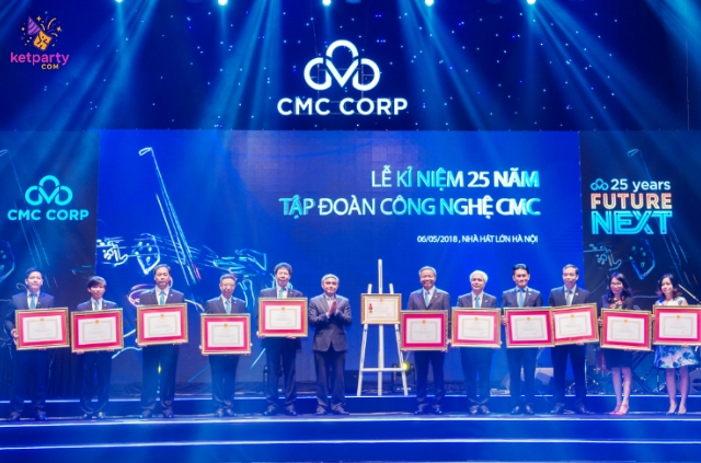 Một buổi lễ kỷ niệm thành công là một buổi lễ mà khách mời cảm thấy vui vẻ