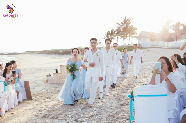 Tổ chức đám cưới trên biển là một xu hướng lãng mạn và độc đáo