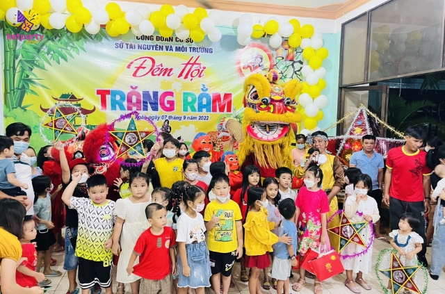 Trung Thu là dịp mà các bạn nhỏ mong chờ hàng năm